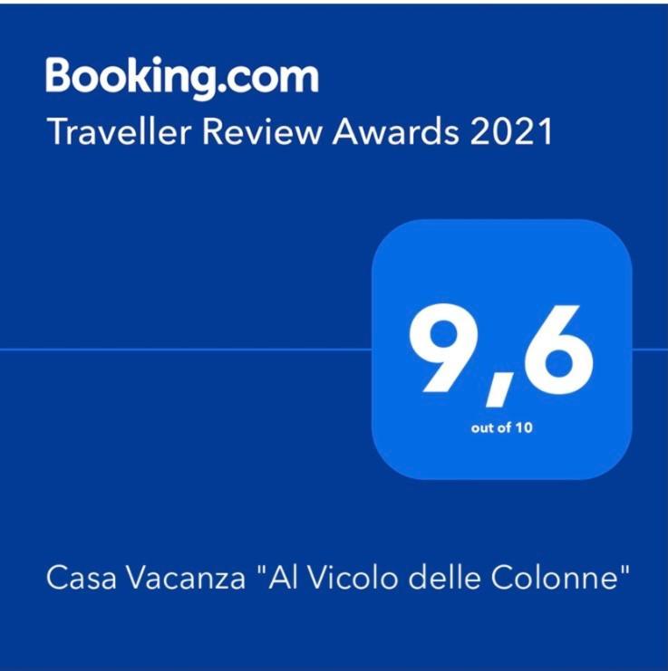 Casa Vacanza "Al Vicolo Delle Colonne" Σαλέρνο Εξωτερικό φωτογραφία