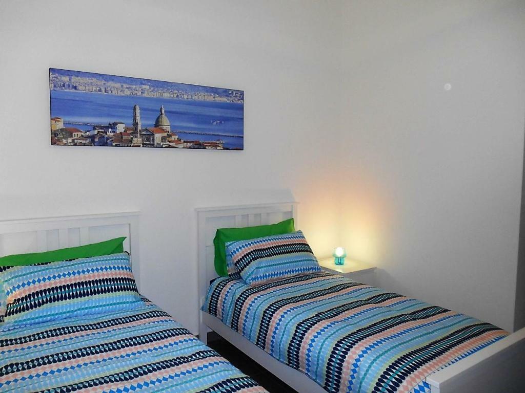 Casa Vacanza "Al Vicolo Delle Colonne" Σαλέρνο Εξωτερικό φωτογραφία